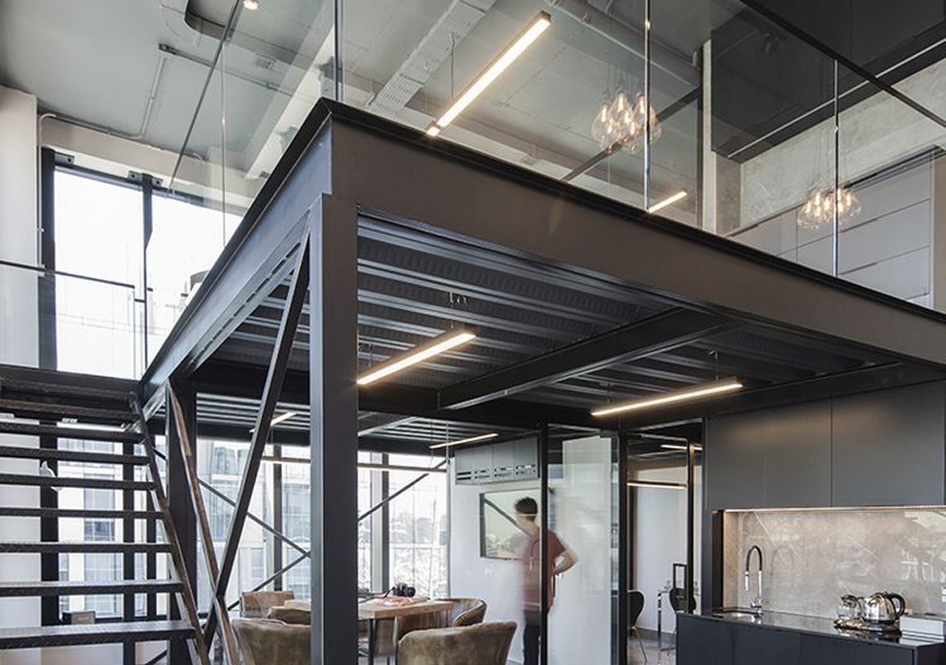 D’Ferro Goval - Mezanino